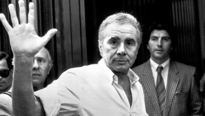 Antonello Piroso ripercorre la tragica vicenda di Enzo Tortora